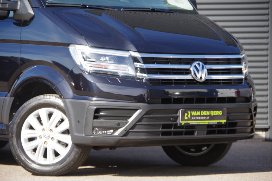 Volkswagen Crafter 35 2.0 TDI L3H3 177PK AUT. LED, ADAPT. CRUISE, STOELVERWARMING, STANDKACHEL, ERGO COMFORT STOEL GEV, CAMERA, NAVI, CLIMA, VOORRU