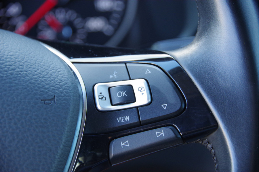 Volkswagen Crafter 35 2.0 TDI L3H3 177PK AUT. LED, ADAPT. CRUISE, STOELVERWARMING, STANDKACHEL, ERGO COMFORT STOEL GEV, CAMERA, NAVI, CLIMA, VOORRU