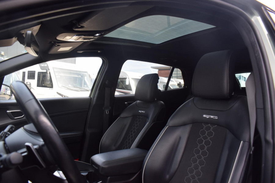 Kia Sportage 1.6 T-GDi Hybrid GT-Line | Pano | Stuurverw. | Climate | DAB |