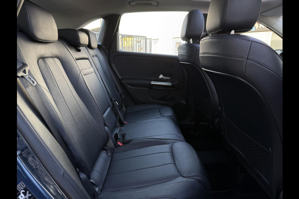 Mercedes-Benz B-Klasse Aut. 180 Business Sol. Luxury Line | Panorama | Leder | Burmester | Memory | Multibeam LED |