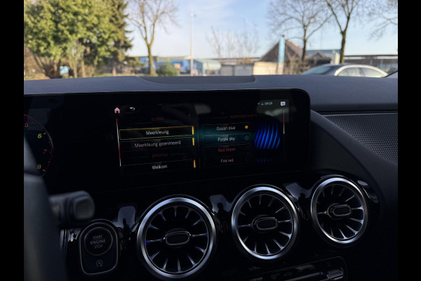 Mercedes-Benz B-Klasse Aut. 180 Business Sol. Luxury Line | Panorama | Leder | Burmester | Memory | Multibeam LED |