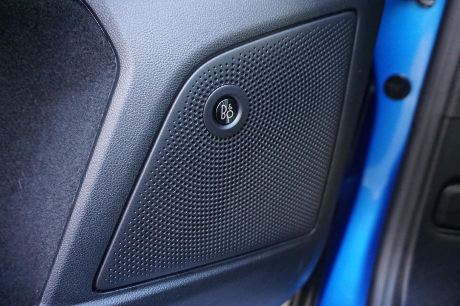 Ford Focus 1.0 EcoB.125PK Hybrid Titanium X Digi-Dash/B&O/ Camera/Parking Pack.