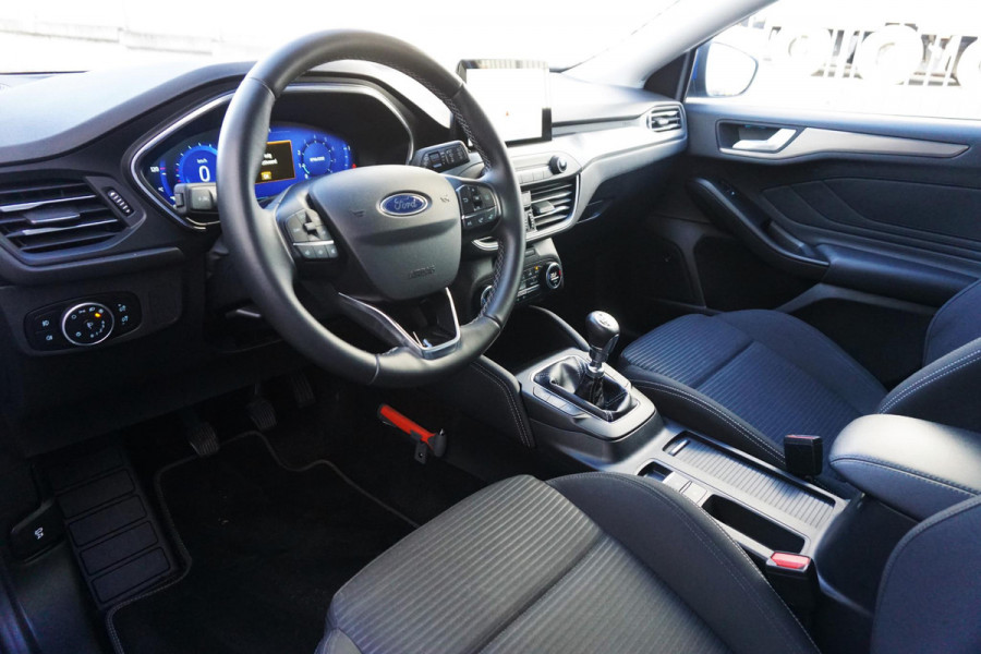 Ford Focus 1.0 EcoB.125PK Hybrid Titanium X Digi-Dash/B&O/ Camera/Parking Pack.