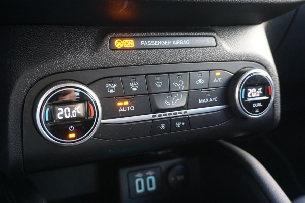 Ford Focus 1.0 EcoB.125PK Hybrid Titanium X Digi-Dash/B&O/ Camera/Parking Pack.