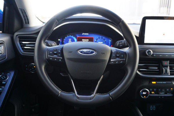 Ford Focus 1.0 EcoB.125PK Hybrid Titanium X Digi-Dash/B&O/ Camera/Parking Pack.