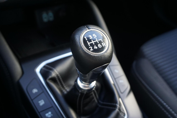 Ford Focus 1.0 EcoB.125PK Hybrid Titanium X Digi-Dash/B&O/ Camera/Parking Pack.