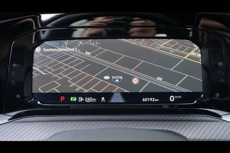 Volkswagen Golf 8 R 2.0 TSI Performance 4Motion AUTOMAAT-ACC-CAMERA-HARMAN KARDON-HEADUP-IQ LIGHT-MODE-NAVIGATIE-PANORAMA