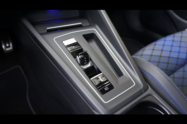Volkswagen Golf 8 R 2.0 TSI Performance 4Motion AUTOMAAT-ACC-CAMERA-HARMAN KARDON-HEADUP-IQ LIGHT-MODE-NAVIGATIE-PANORAMA