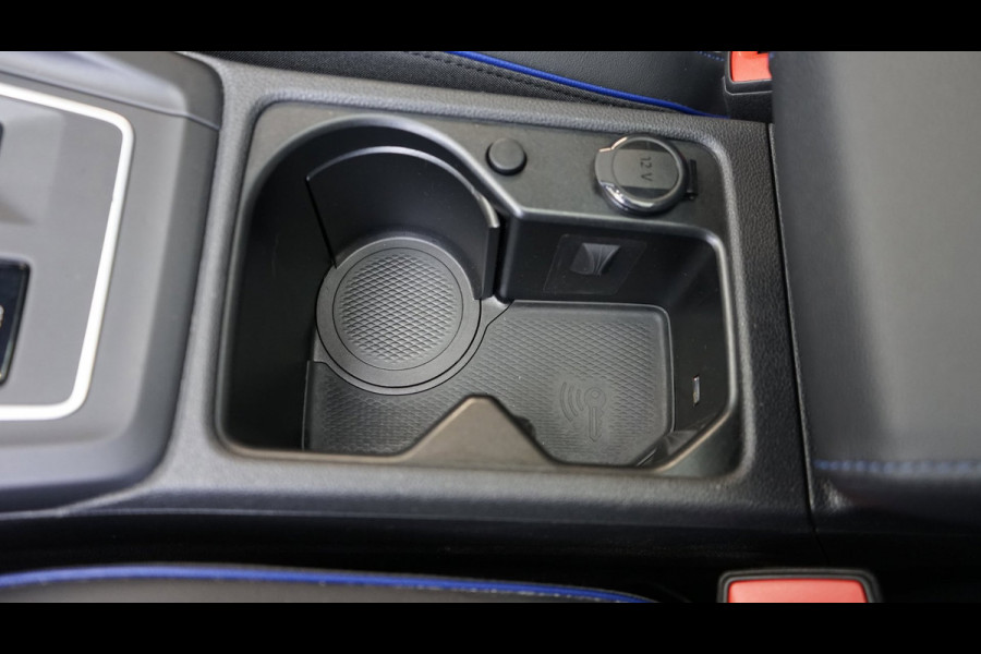 Volkswagen Golf 8 R 2.0 TSI Performance 4Motion AUTOMAAT-ACC-CAMERA-HARMAN KARDON-HEADUP-IQ LIGHT-MODE-NAVIGATIE-PANORAMA