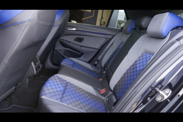 Volkswagen Golf 8 R 2.0 TSI Performance 4Motion AUTOMAAT-ACC-CAMERA-HARMAN KARDON-HEADUP-IQ LIGHT-MODE-NAVIGATIE-PANORAMA