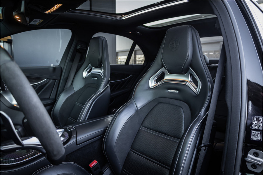 Mercedes-Benz E-Klasse AMG E63 S 4MATIC Premium Plus - Panorama | Keramisch | Schaalstoelen | Carbon