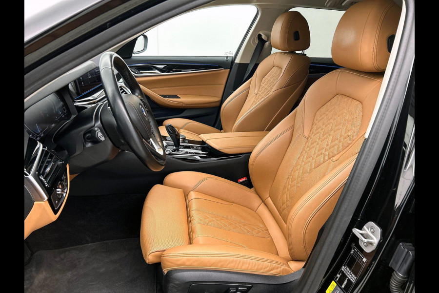 BMW 5 Serie 530e Business Edition Plus CAMERA | NAVI & CARPLAY | AD-CRUISE | TREKHAAK
