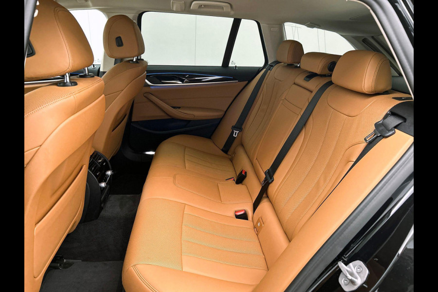 BMW 5 Serie 530e Business Edition Plus CAMERA | NAVI & CARPLAY | AD-CRUISE | TREKHAAK