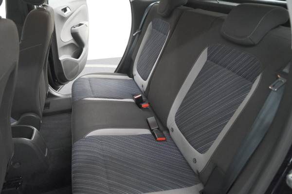 Opel Crossland X 110 Turbo Innovation | Trekhaak | Allseason | Apple Carplay | Parkeersensoren