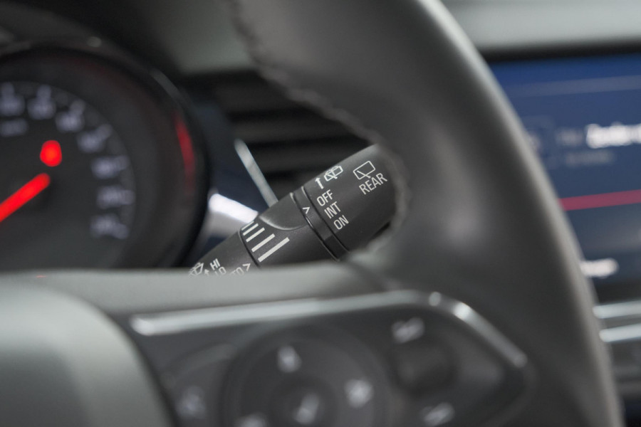 Opel Crossland X 110 Turbo Innovation | Trekhaak | Allseason | Apple Carplay | Parkeersensoren