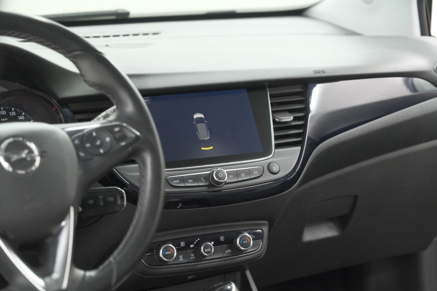 Opel Crossland X 110 Turbo Innovation | Trekhaak | Allseason | Apple Carplay | Parkeersensoren