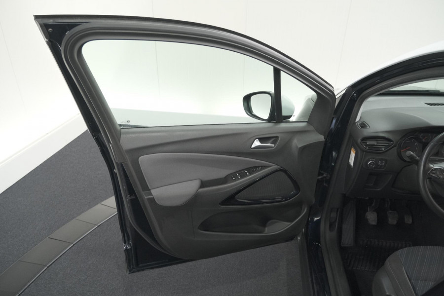 Opel Crossland X 110 Turbo Innovation | Trekhaak | Allseason | Apple Carplay | Parkeersensoren