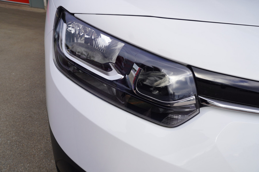 Toyota PROACE CITY 1.5 D-4D 102PK Live nr. V157| Airco | Cruise | Camera | Trekhaak | Apple CP-Android auto