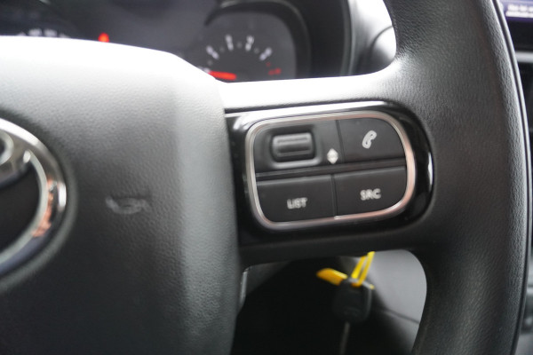 Toyota PROACE CITY 1.5 D-4D 102PK Live nr. V157| Airco | Cruise | Camera | Trekhaak | Apple CP-Android auto