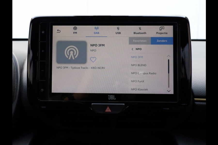 Toyota Yaris Cross 1.5 Hybrid Adventure | JBL | El Achterklep | Stoelverwarming