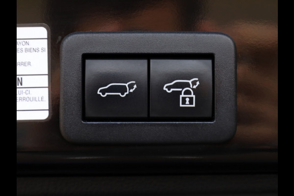 Toyota Yaris Cross 1.5 Hybrid Adventure | JBL | El Achterklep | Stoelverwarming