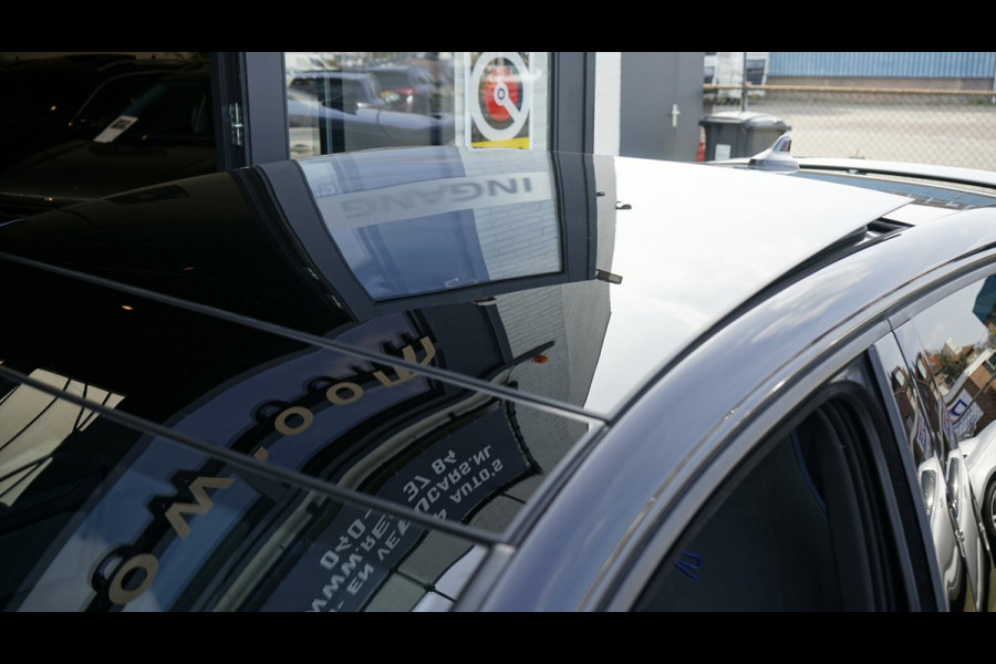 Volkswagen Golf 8 R 2.0 TSI Performance 4Motion AUTOMAAT-ACC-CAMERA-HARMAN KARDON-HEADUP-IQ LIGHT-MODE-NAVIGATIE-PANORAMA