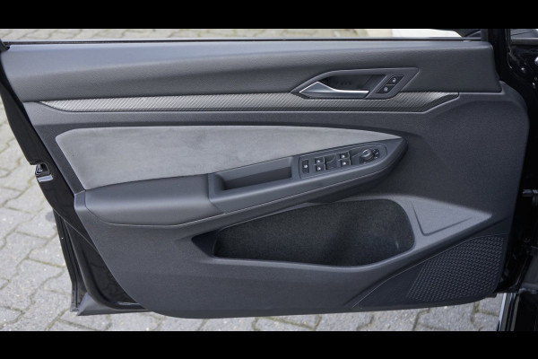 Volkswagen Golf 8 R 2.0 TSI Performance 4Motion AUTOMAAT-ACC-CAMERA-HARMAN KARDON-HEADUP-IQ LIGHT-MODE-NAVIGATIE-PANORAMA