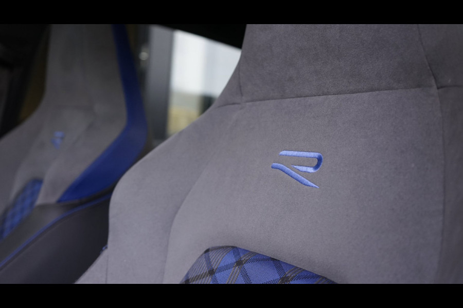 Volkswagen Golf 8 R 2.0 TSI Performance 4Motion AUTOMAAT-ACC-CAMERA-HARMAN KARDON-HEADUP-IQ LIGHT-MODE-NAVIGATIE-PANORAMA