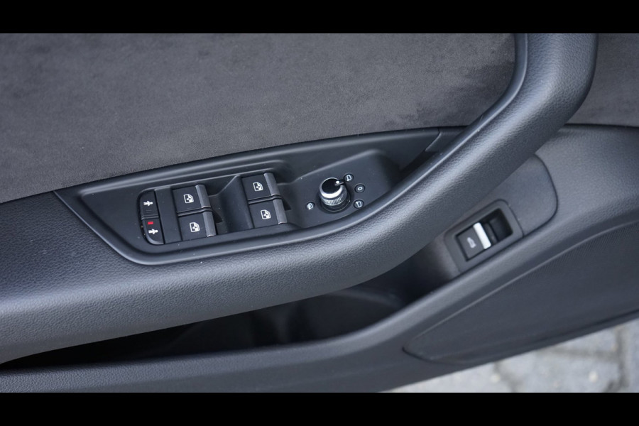 Audi A4 Limousine 1.4 TFSI Sport AUTOMAAT-ALCANTARA-AMBIANCE-CLIMA-CRUISE-DRIVE SELECT-FULL LED-KEYLESS-NAVIGATIE
