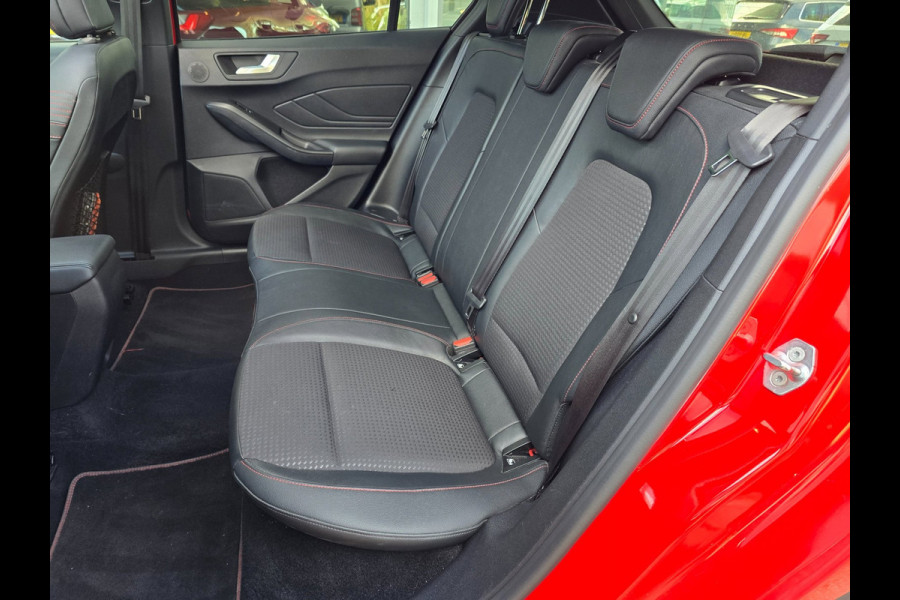 Ford Focus 1.5 EcoBoost ST Line Business Schuifdak - HUD - B&O - Half Leer + elektrisch - Adaptive cruise - LED - Lane centering