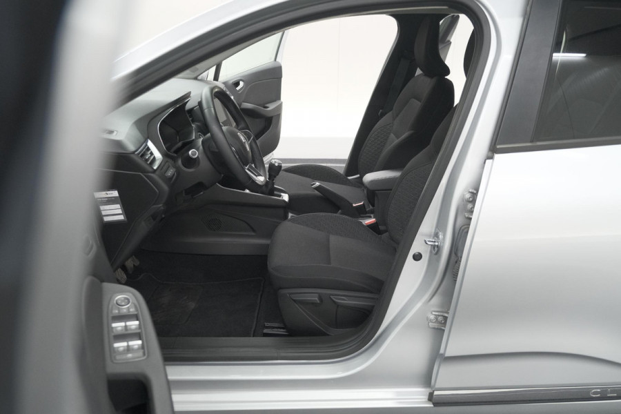 Renault Clio TCe 100 Limited | Stoelverwarming | Apple Carplay | Parkeersensoren