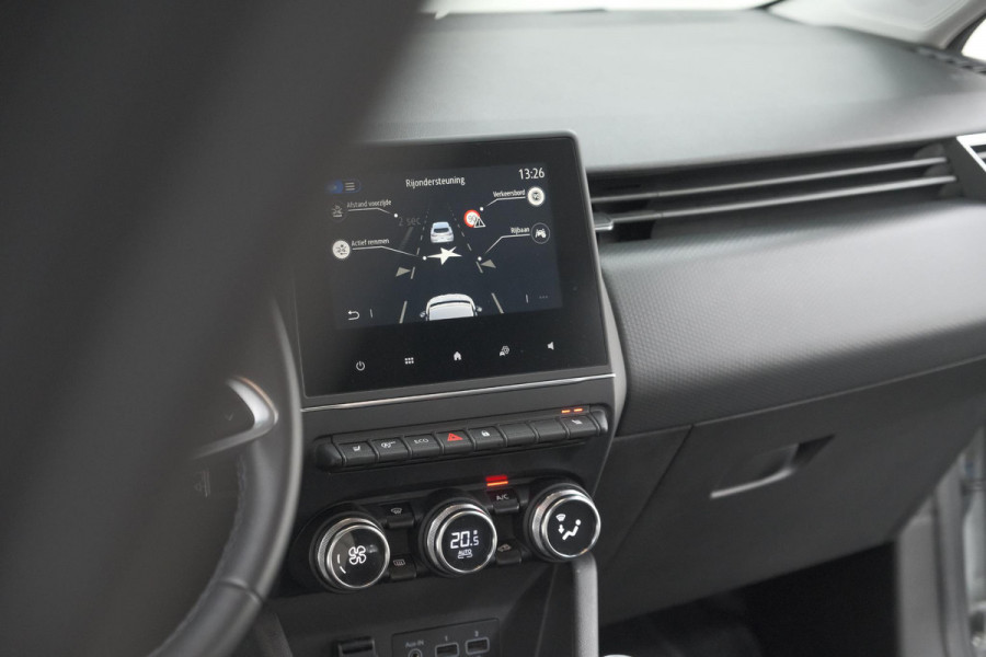 Renault Clio TCe 100 Limited | Stoelverwarming | Apple Carplay | Parkeersensoren