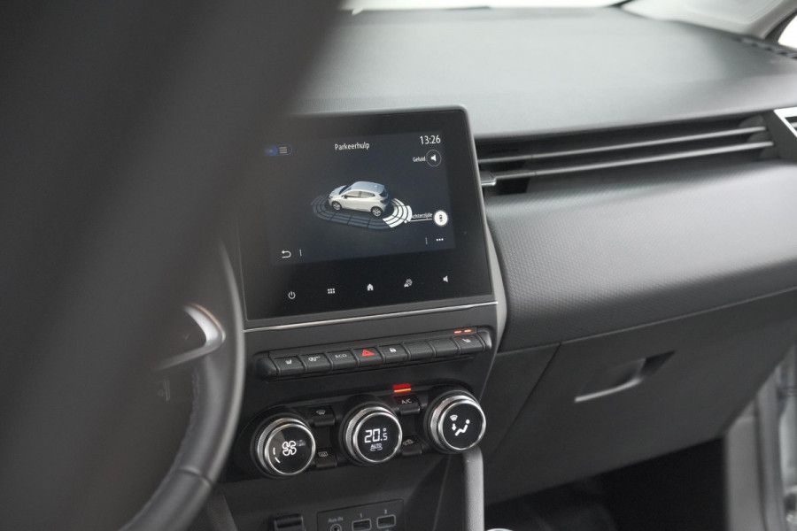 Renault Clio TCe 100 Limited | Stoelverwarming | Apple Carplay | Parkeersensoren