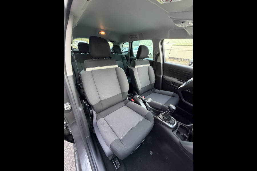 Citroën C3 Aircross 110pk Shine (Camera - Parkeersensoren V+A - 17"incl 4S - Automatische Airco - Navigatie - Apple Carplay)