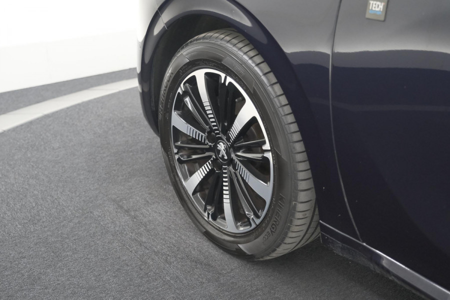 Peugeot 208 PureTech 110 Tech Edition | Camera | Apple Carplay | Parkeersensoren