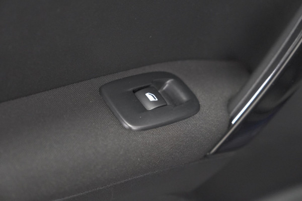 Peugeot 208 PureTech 110 Tech Edition | Camera | Apple Carplay | Parkeersensoren