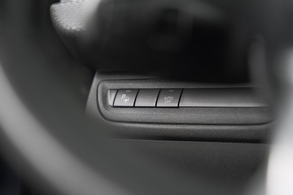 Peugeot 208 PureTech 110 Tech Edition | Camera | Apple Carplay | Parkeersensoren