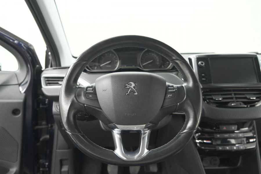 Peugeot 208 PureTech 110 Tech Edition | Camera | Apple Carplay | Parkeersensoren