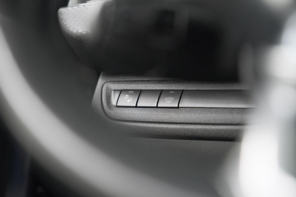 Peugeot 208 PureTech 110 Tech Edition | Camera | Apple Carplay | Parkeersensoren