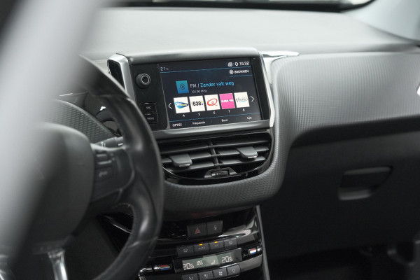 Peugeot 208 PureTech 110 Tech Edition | Camera | Apple Carplay | Parkeersensoren