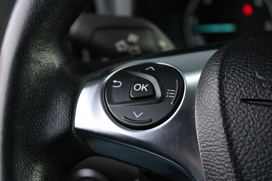 Ford Transit Connect 1.5 EcoBlue L2 Limited 120pk - Automaat - Trekhaak - Stoelverwarming - Navi - Bluetooth - Camera - Rijklaar