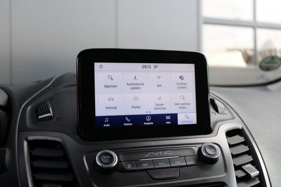 Ford Transit Connect 1.5 EcoBlue L2 Limited 120pk - Automaat - Trekhaak - Stoelverwarming - Navi - Bluetooth - Camera - Rijklaar