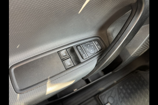 Mercedes-Benz Citan 112 CDI Pro Automaat L1 LED MBUX Cruise Control Navigatie Camera Parkeersensoren Voor Achter Lichtmetalen Velgen 15 Inch