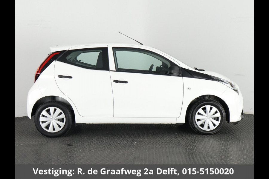 Toyota Aygo 1.0 VVT-i X-Fun | Airco | Elektrische ramen | Bluetooth | Radio/USB |