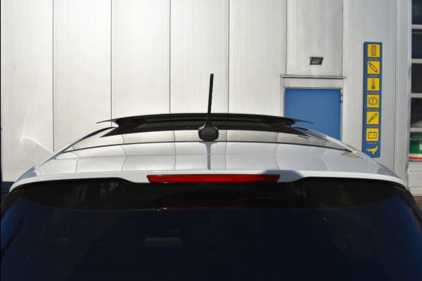 Ford Fiesta 1.1 ACTIVE Pano dak, Winter pack, TH