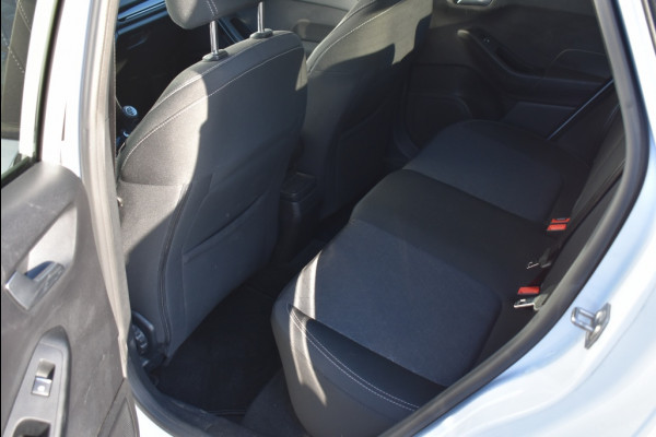 Ford Fiesta 1.1 ACTIVE Pano dak, Winter pack, TH