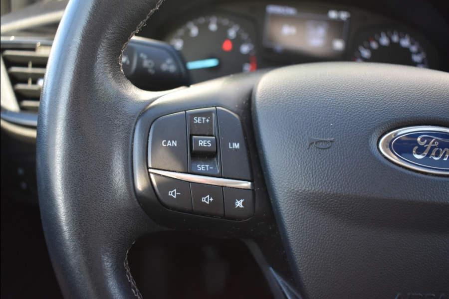 Ford Fiesta 1.1 ACTIVE Pano dak, Winter pack, TH