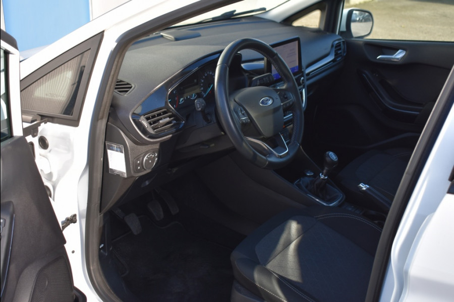 Ford Fiesta 1.1 ACTIVE Pano dak, Winter pack, TH