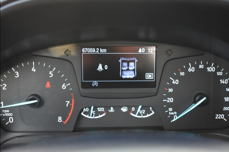 Ford Fiesta 1.1 ACTIVE Pano dak, Winter pack, TH