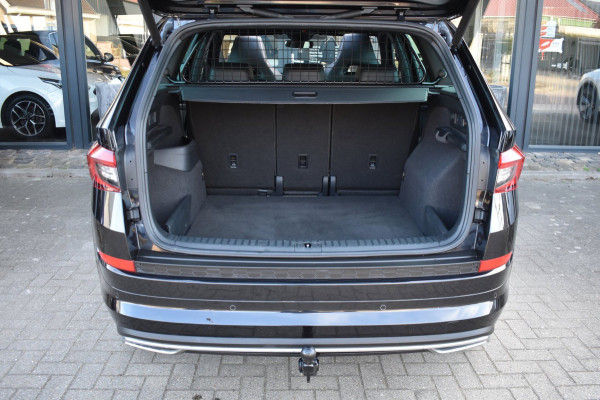 Škoda Kodiaq 1.5 TSI Sportline | TREKHAAK | ADAPT. CRUISE | NAP | CANTON | PANORAMADAK | DEALER ONDERHOUDEN